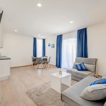 Tudor 2 Διαμέρισμα *