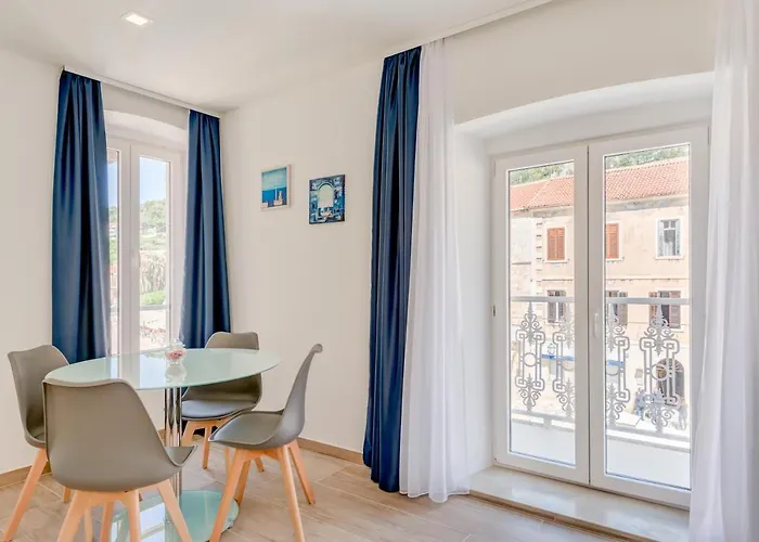 Tudor 2 Appartamento Hvar Town