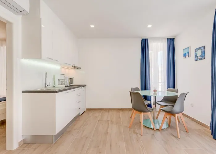 Tudor 2 Appartamento