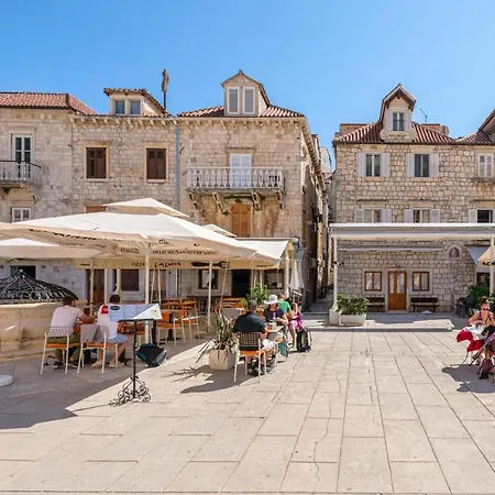 Apartment Tudor 2 Hvar Town